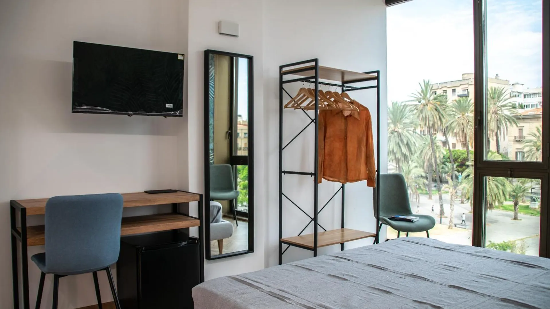 Affittacamere Politeama Crystal Rooms Palermo